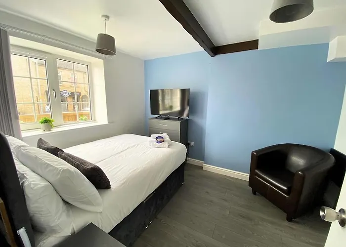 Thornton Road -room 1 *